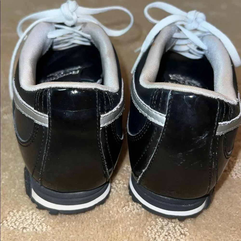Reebok Classics Women’s Black and Gold Plaid Sneakers, Sz 7